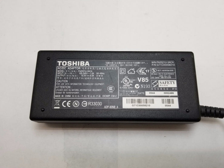 Genuine 15V 6A 90W PA-1900-22 PA2521E-2AC3 ADP-90NB A AC Charger for Toshiba Satellite Pro A100-306 A100 P100 with Power Cord