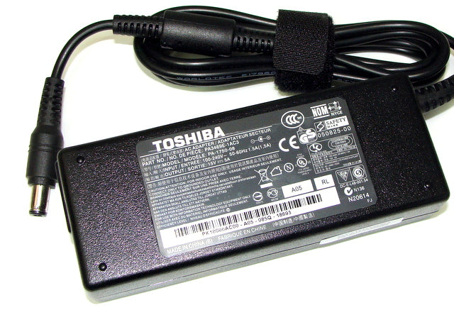 Original 15V 5A 75W (6.3mm*3.0mm) Laptop Charger for Toshiba Satellite M10, R25 U200 Series