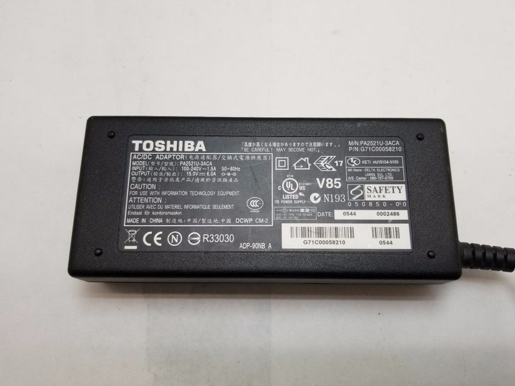 Genuine 15V 6A 90W PA-1900-22 PA2521E-2AC3 ADP-90NB A AC Charger for Toshiba Satellite Pro A100-306 A100 P100 with Power Cord PC Gadgets
