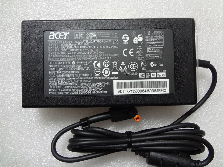 Original Acer 19V 7.1A 135W Acer Aspire 7 V5-591G-70GU Nitro 5 Predator Helios 300 PH317-51-720W PA-1131-16 AC Adapter laptop Charger 5.5mm*2.5mm